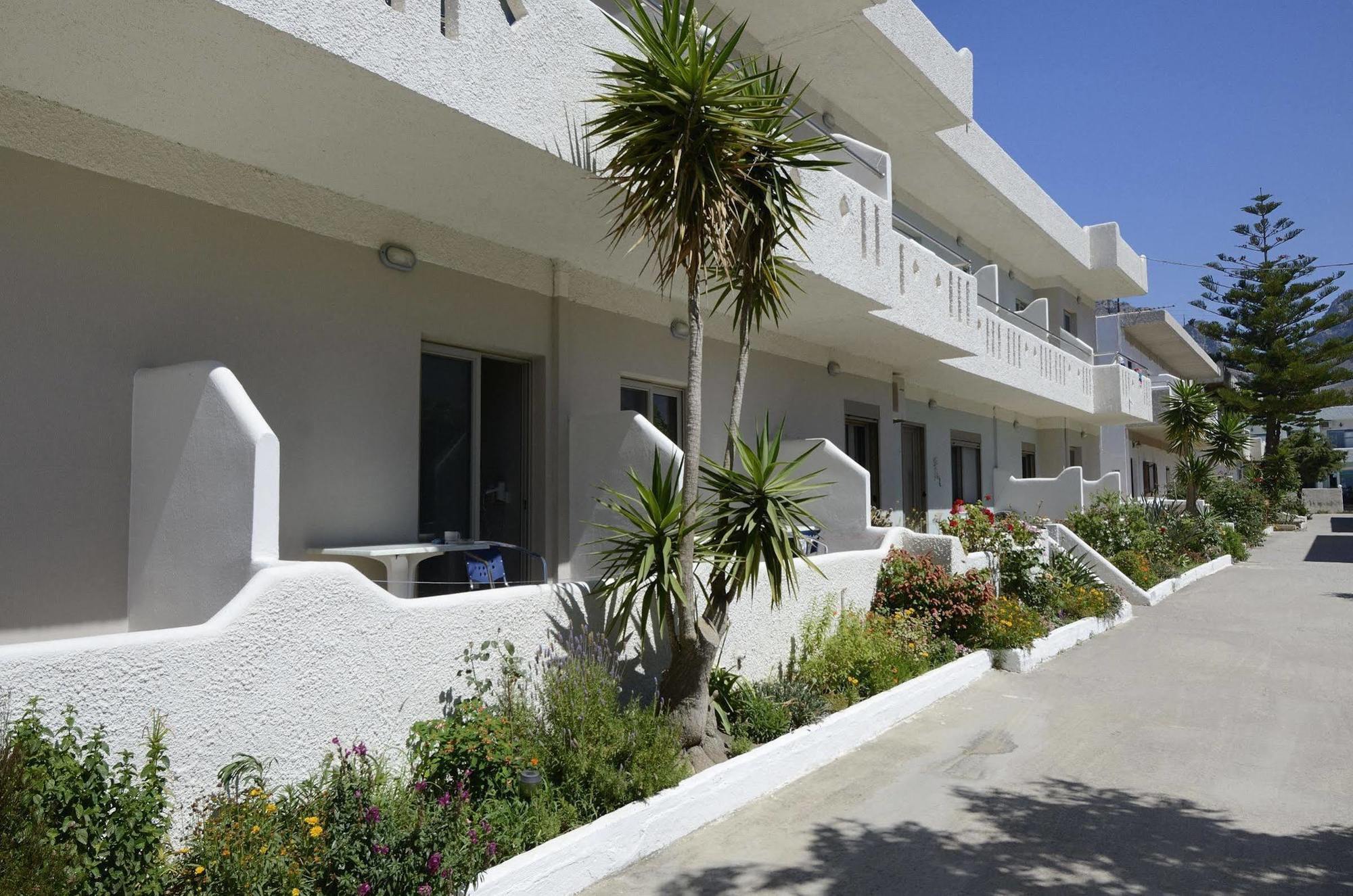 Costas & Chrysoula Lejlighedshotel Plakias Eksteriør billede