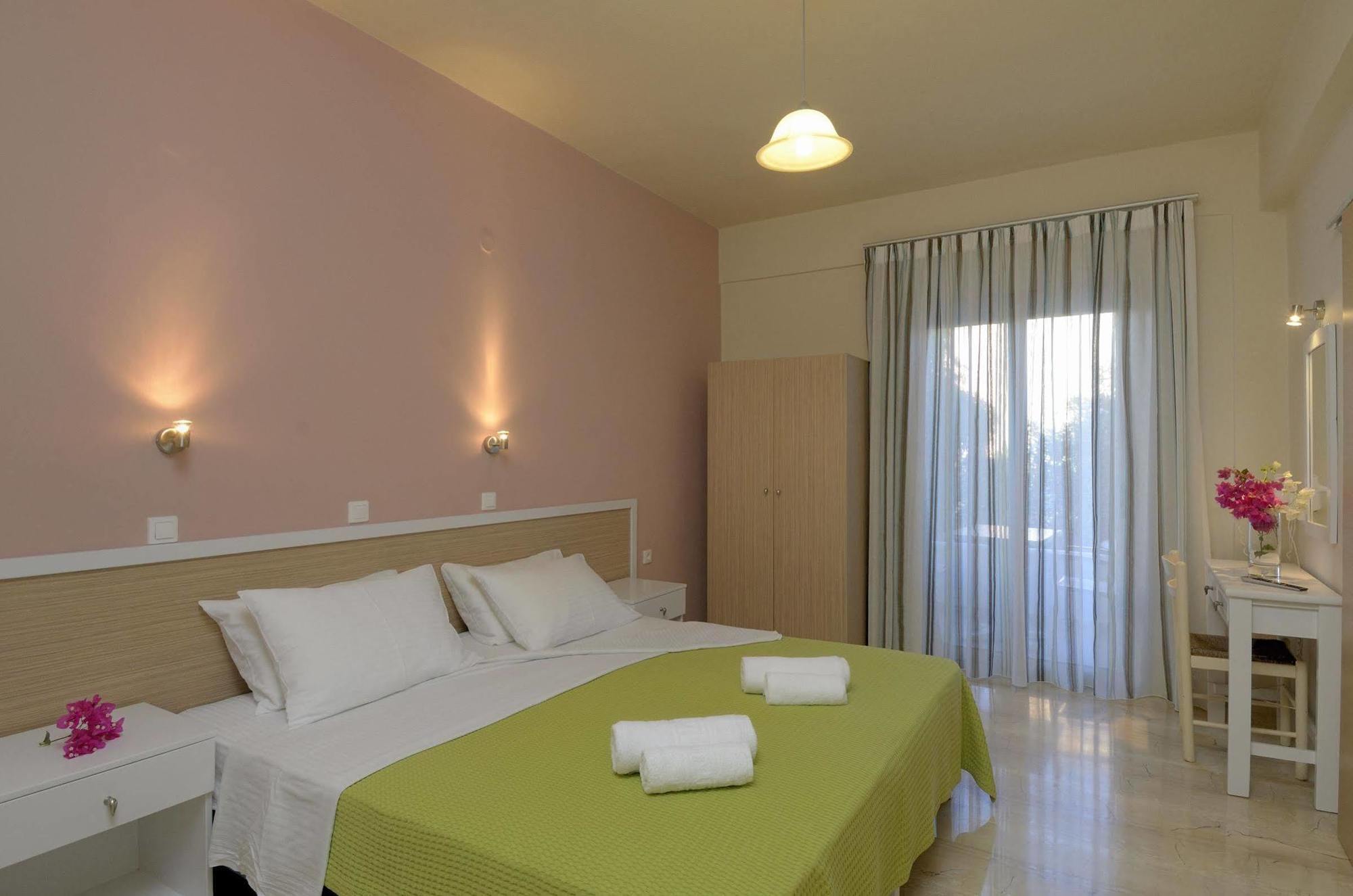 Costas & Chrysoula Lejlighedshotel Plakias Eksteriør billede